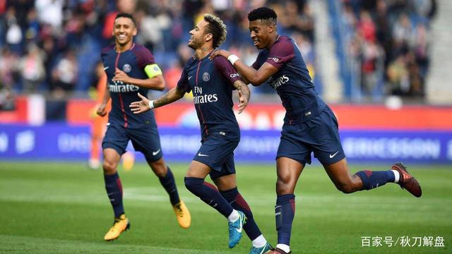 在半空间接 在半空间接